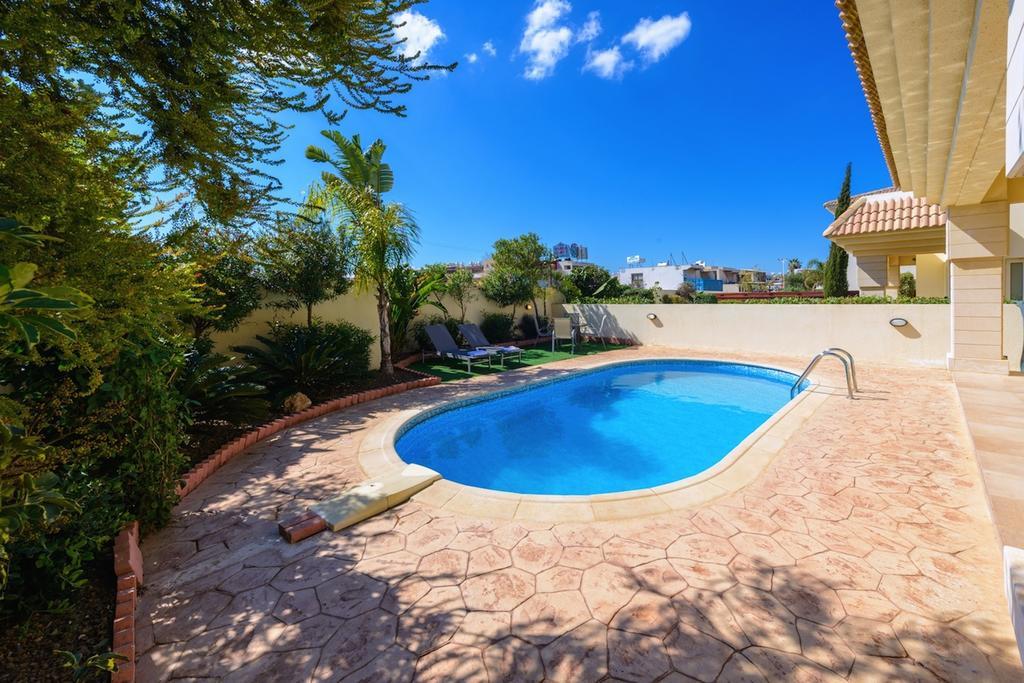 Villa Chloe Paralimni Room photo
